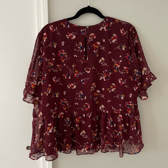 Madewell Ruffle Peplum Swing Top in Clipdot Carnation Toss - Picture 3 of 9
